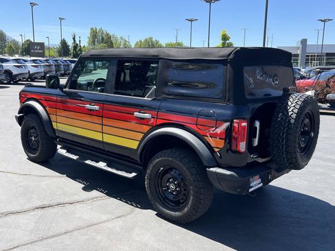 Used 2025 Ford Bronco Big Bend w/ Black Diamond Package AWD/4WD image 11