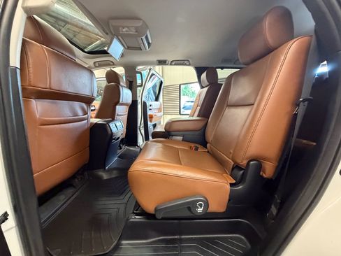 Used 2018 Toyota Sequoia Platinum AWD/4WD image 66