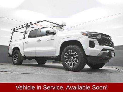 Used 2024 Chevrolet Colorado Z71 w/ Advanced Trailering Package AWD/4WD image 32