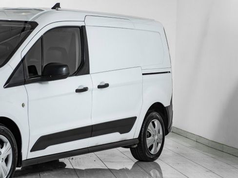 Used 2019 Ford Transit Connect XL image 40
