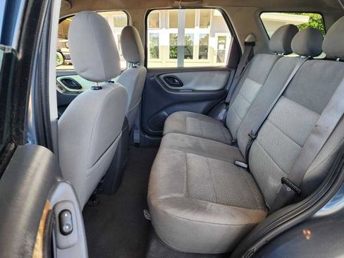 Used 2005 Ford Escape XLT AWD/4WD image 13