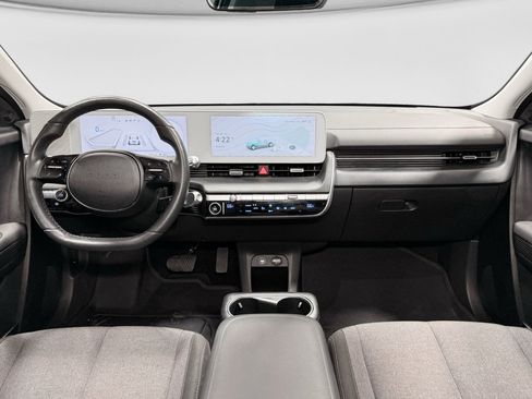 Used 2024 Hyundai Ioniq 5 SEL AWD/4WD image 16