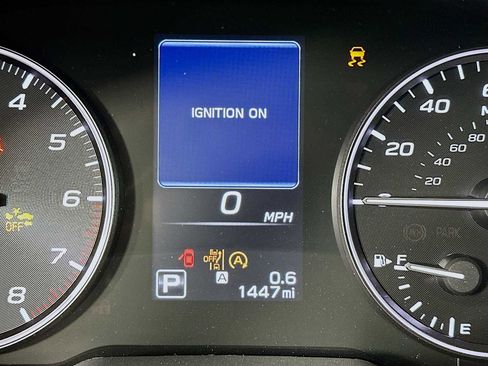 Certified 2025 Subaru Outback Premium image 12