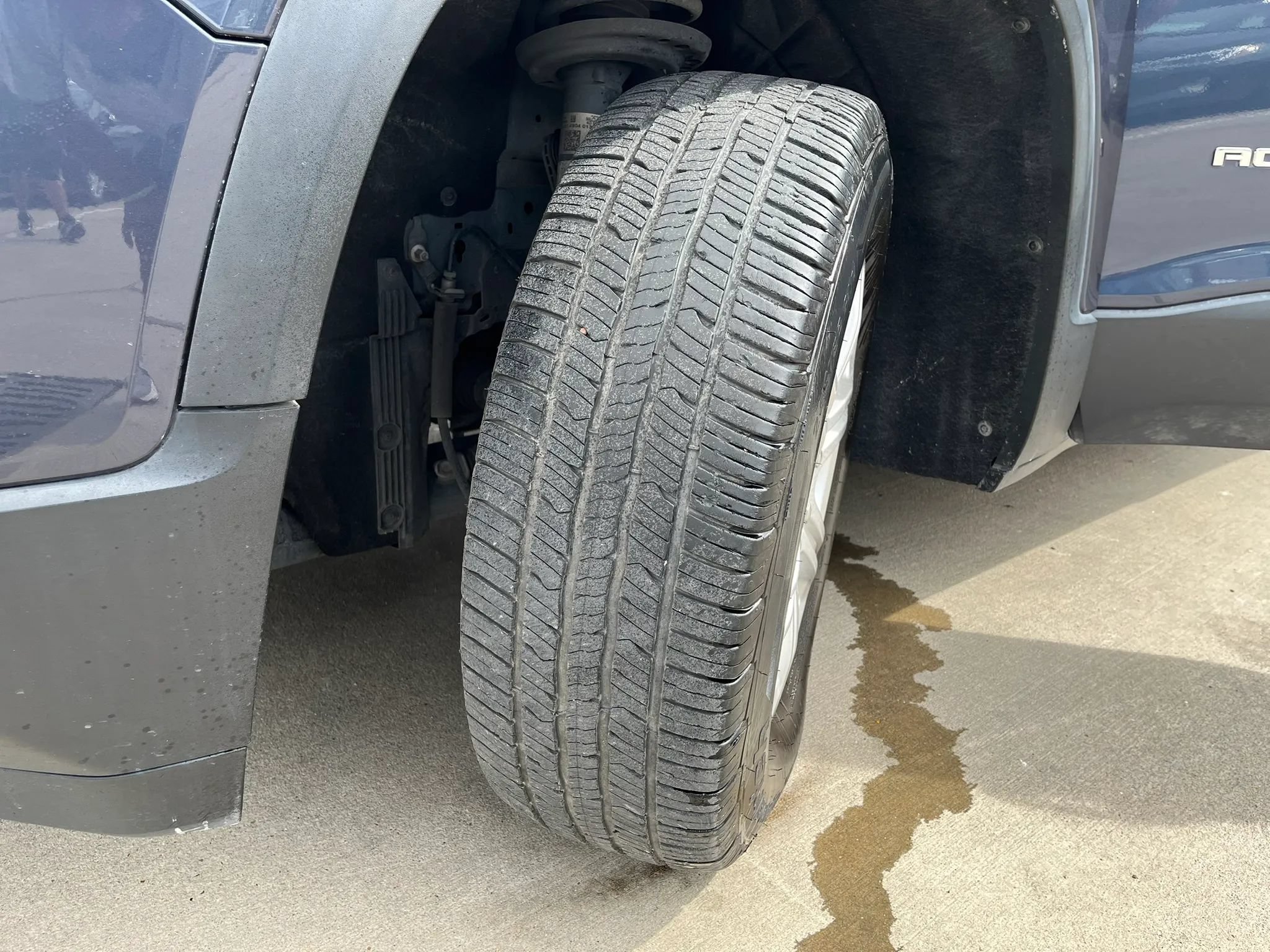 Used 2019 GMC Acadia SLE AWD/4WD image 24