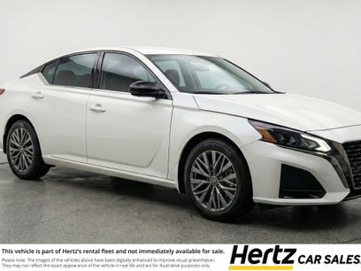 Used 2025 Nissan Altima 2.5 SV