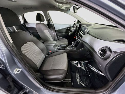 Used 2018 Hyundai Kona SE FWD image 28