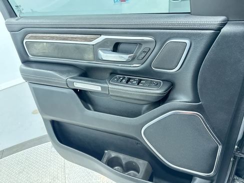 Used 2019 RAM 1500 Laramie image 31