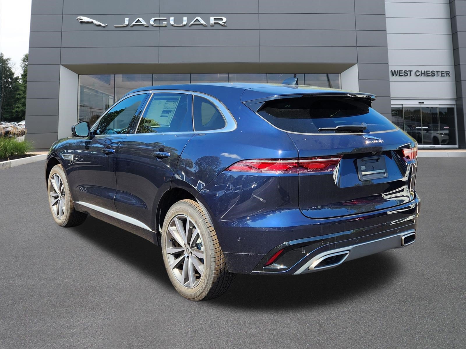 New 2026 Jaguar F-PACE R-Dynamic S AWD/4WD image 3