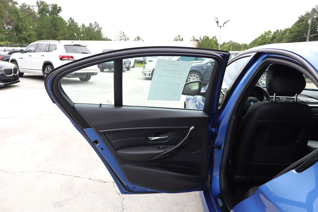 Used 2015 BMW 328i xDrive Sedan AWD/4WD image 37