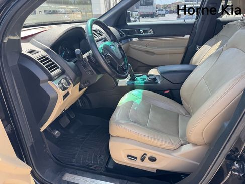 Used 2016 Ford Explorer Limited w/ Equipment Group 301A AWD/4WD image 10