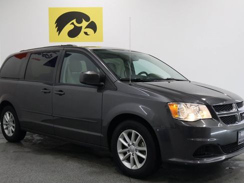 Used 2015 Dodge Grand Caravan SXT w/ UConnect Hands-Free Group image 6