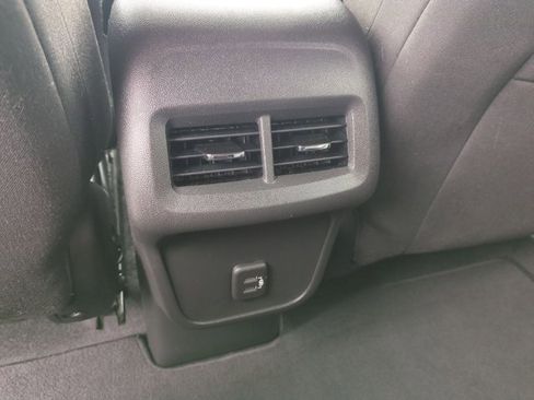 Used 2020 Chevrolet Equinox LS w/ LS Convenience Package image 16