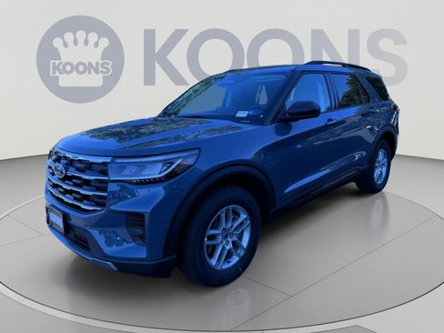 New 2026 Ford Explorer Active AWD/4WD image 1