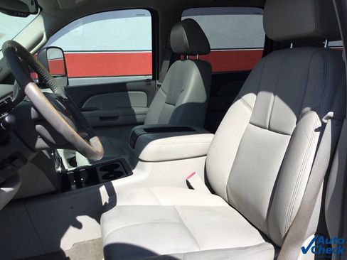 Used 2008 GMC Sierra 3500 SLT image 35