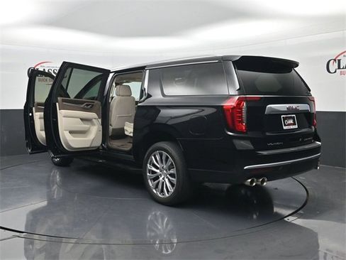 Certified 2023 GMC Yukon XL Denali image 33