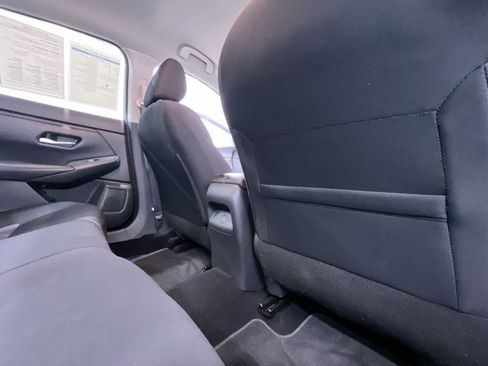 Used 2025 Nissan Sentra SR FWD image 41
