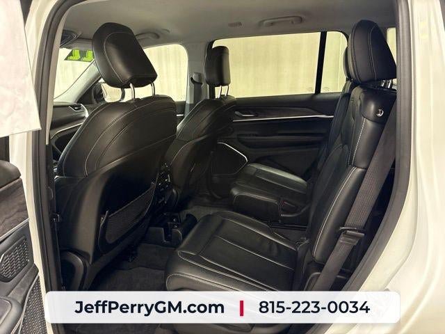 Used 2022 Jeep Grand Cherokee L Limited AWD/4WD image 26