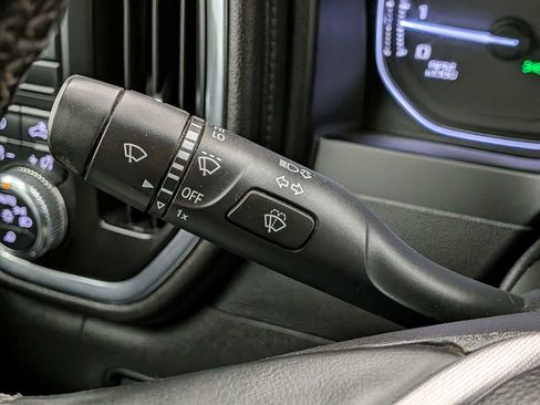 Used 2023 GMC Sierra 3500 SLE w/ SLE Convenience Package image 28