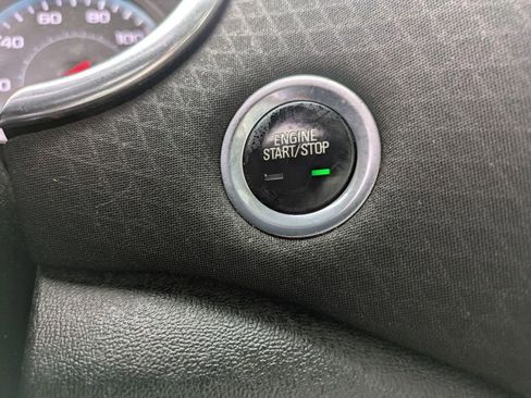 Used 2019 Chevrolet Malibu LT FWD image 22