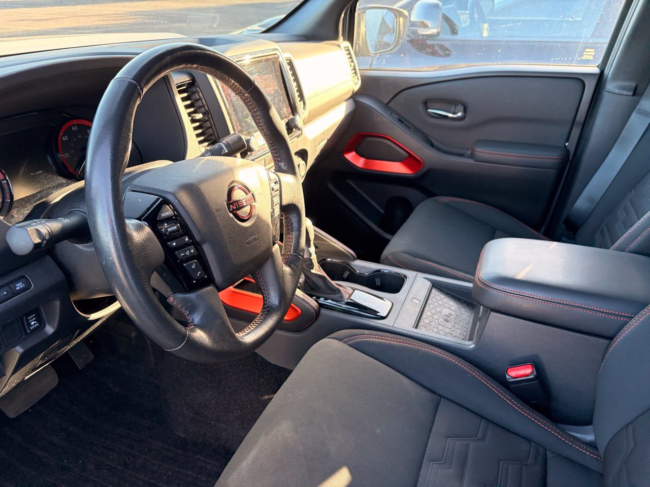 Certified 2022 Nissan Frontier Pro-X RWD image 7