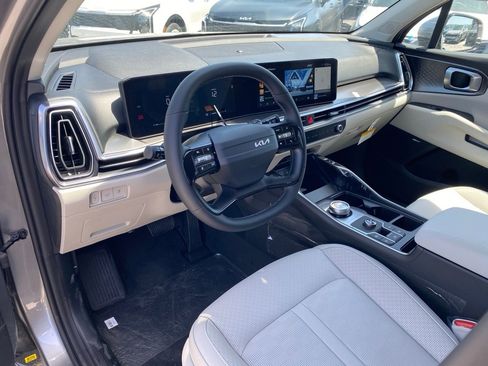 New 2026 Kia Sorento EX FWD image 10