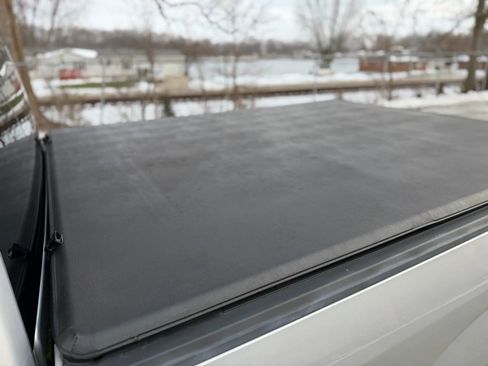 Used 2016 Ford F150 XLT image 10