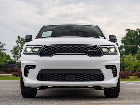 Used 2024 Dodge Durango GT RWD image 2