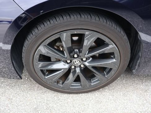 Used 2023 Toyota Corolla SE FWD image 4