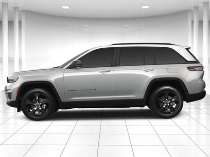 New 2025 Jeep Grand Cherokee Limited w/ Black Appearance Package