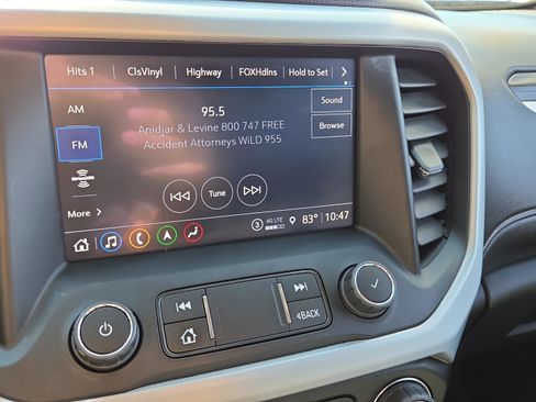 Used 2023 GMC Acadia SLT w/ Elevation Edition image 35