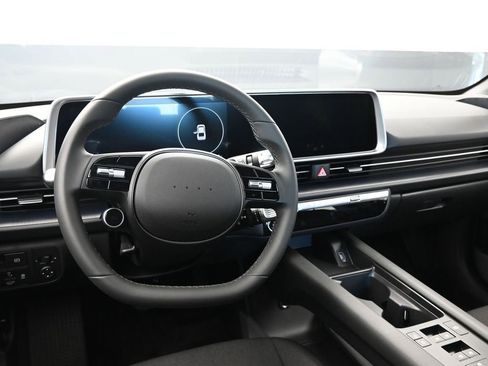 New 2025 Hyundai Ioniq 6 SE image 21
