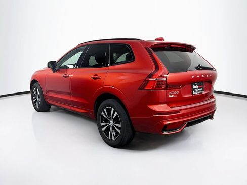 Used 2024 Volvo XC60 B5 Core AWD/4WD image 5
