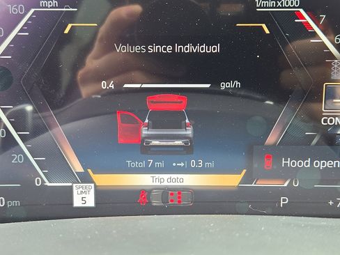 Used 2026 BMW X5 xDrive40i w/ Climate Comfort Package image 9