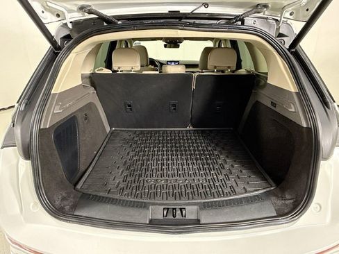 Used 2021 Lincoln Corsair Reserve image 28