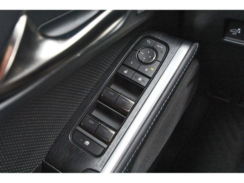 Used 2024 Lexus GX 550 w/ Accessory Package (2T) image 23