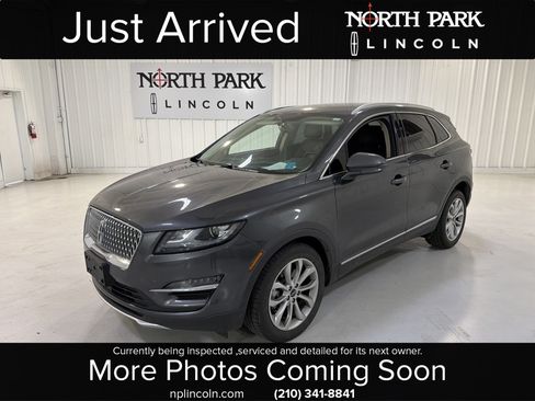 Used 2019 Lincoln MKC Select w/ Select Plus Package image 1