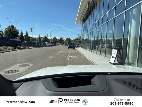 New 2026 BMW X5 xDrive50e w/ Premium Package AWD/4WD image 32