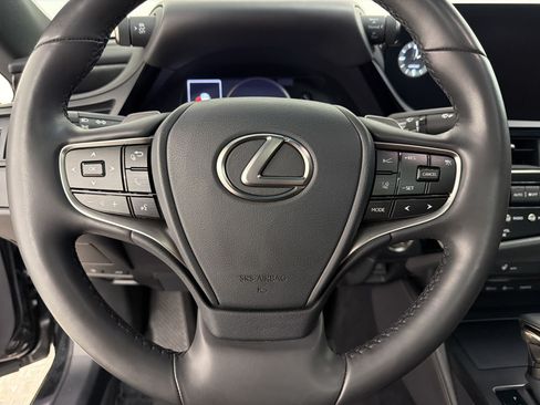 Certified 2022 Lexus ES 350 w/ Premium Package FWD image 12