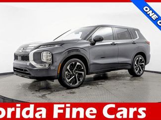 Used 2024 Mitsubishi Outlander SE video 1