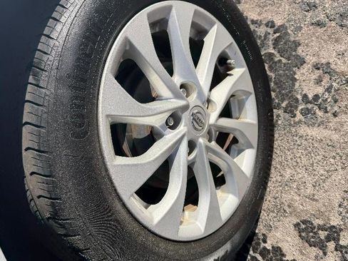 Used 2019 Nissan Sentra SV FWD image 11