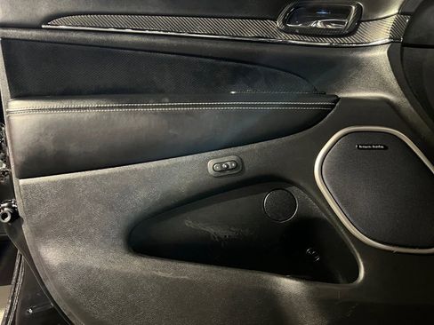 Used 2017 Jeep Grand Cherokee SRT image 23