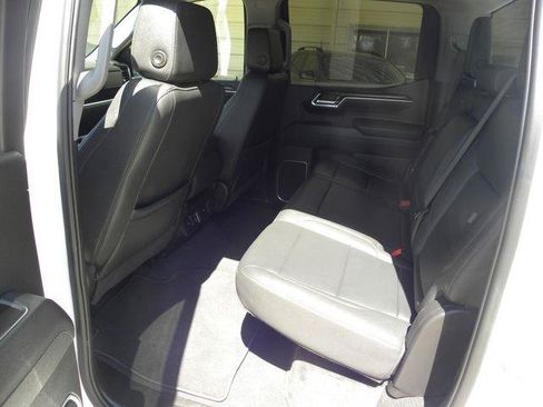 Used 2025 GMC Sierra 1500 SLT RWD image 23