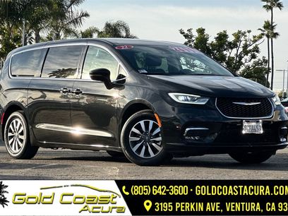 Used 2022 Chrysler Pacifica Touring-L
