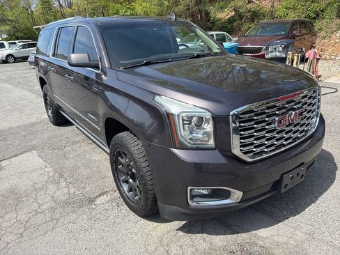 Used 2018 GMC Yukon XL Denali w/ Open Road Package image 4