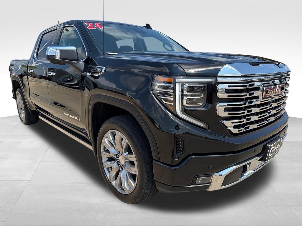 Used 2024 GMC Sierra 1500 Denali w/ Denali Reserve Package AWD/4WD image 9