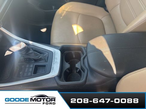 Used 2021 Toyota RAV4 XLE Premium AWD/4WD image 11