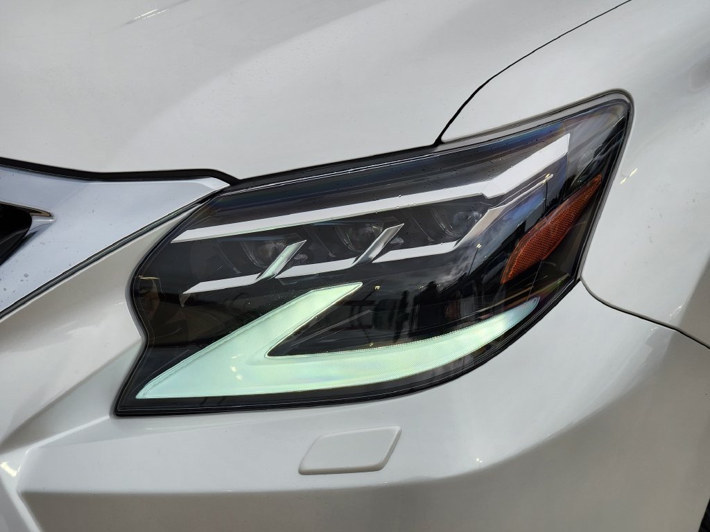 Certified 2023 Lexus GX 460 Premium w/ Premium Package AWD/4WD image 9