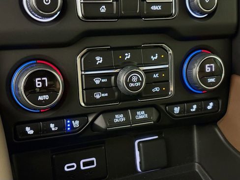 Certified 2023 Chevrolet Tahoe High Country AWD/4WD image 20
