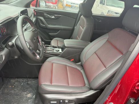 New 2025 Chevrolet Blazer RS w/ Driver Confidence II Package image 7