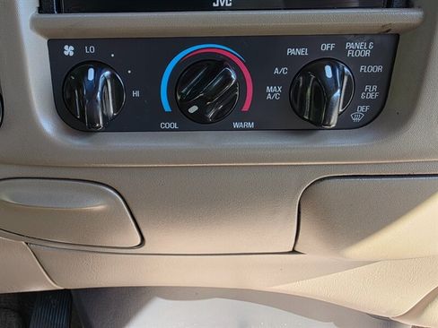 Used 2001 Ford F150 Lariat AWD/4WD image 38